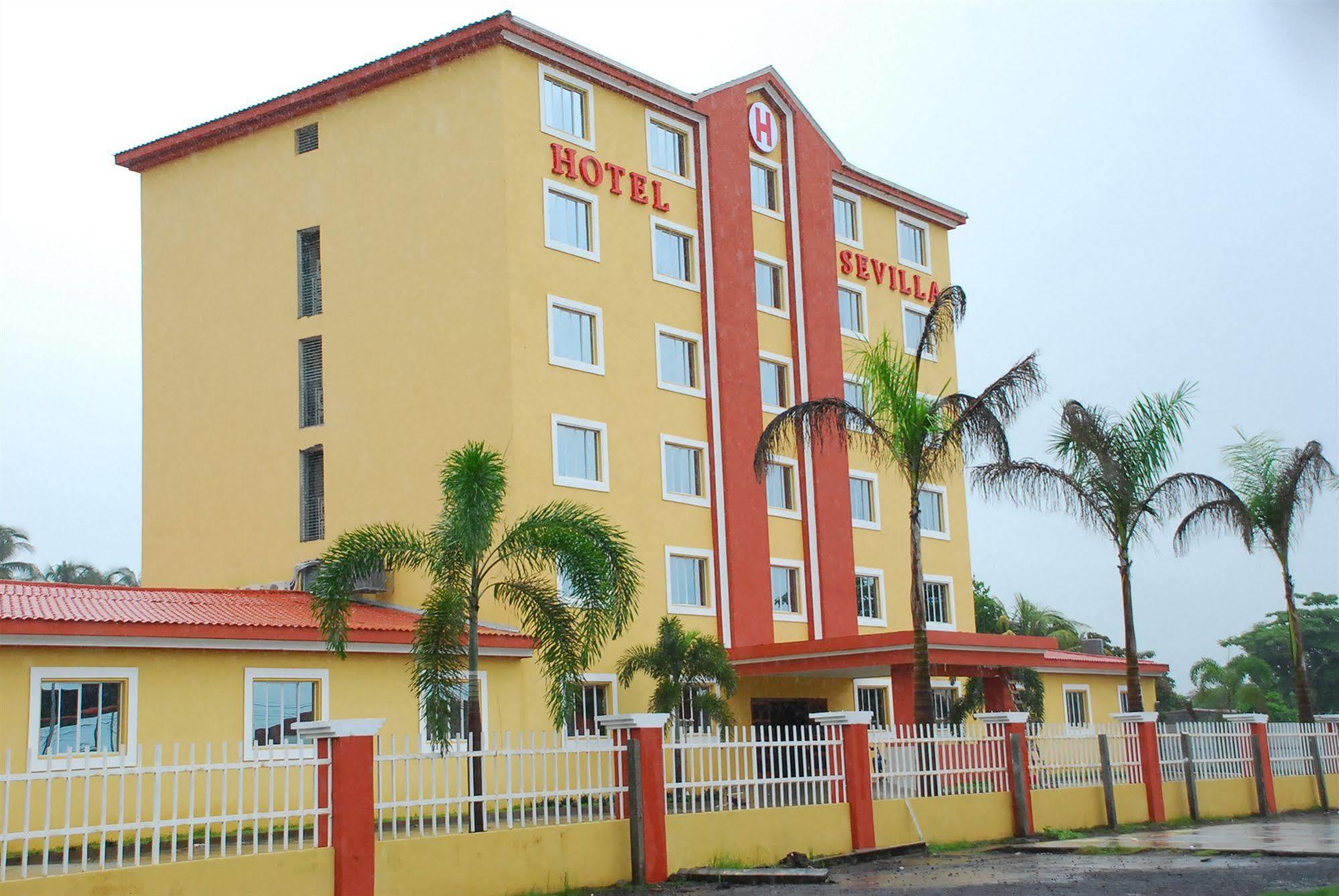 Hotel Sevilla Usulutan 外观 照片